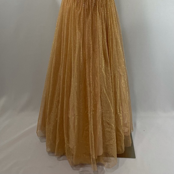 Evening gown with shawl - Picture 6 of 16